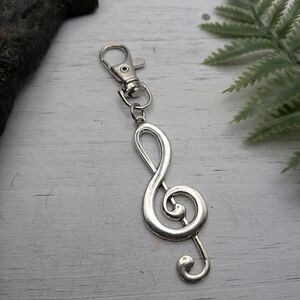 Silver Treble Clef Music Keychain / Bag Charm